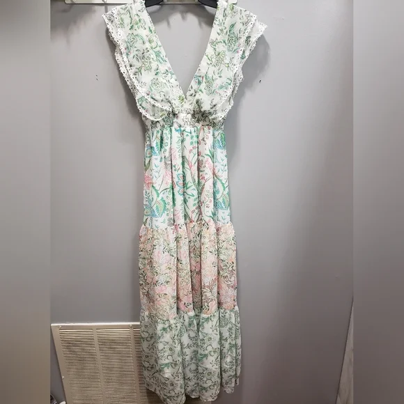 House of Harlow 1960 NWT Floral Tiered Chiffon Maxi Dress, XS - Picture 2 of 10